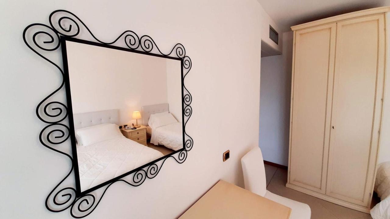 Hotel&Wellness Fra I Pini Lignano Sabbiadoro Exterior foto